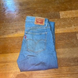 Levi’s 714 straight jeans